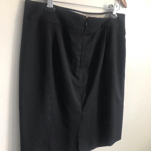 Navy JCrew Pencil Skirt - Picture 2 of 4